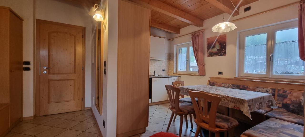 Ferienwohnung Casa Soraruf Campitello di Fassa Exterior foto